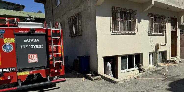 Bursa’da 72 yaşındaki adam yangında hayatını kaybetti