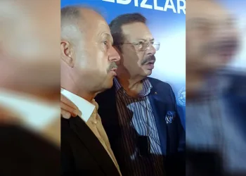 Büyükşehir 160 bin lavantanın hasadına başladı