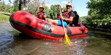 Bursa’da dağcıların nefes kesen rafting heyecanı