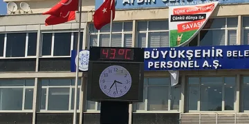 Hava sıcaklığı 43 dereceye çıktı