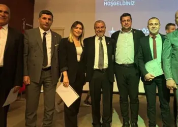 CHP tam kadro sahada