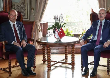 Kurtulmuş, KKTC Cumhurbaşkanı Tatar ile görüştü