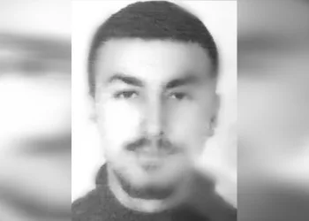 Kendini kalbinden bıçaklayan genç kurtarılamadı