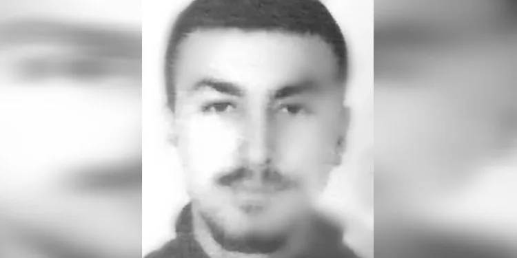 Kendini kalbinden bıçaklayan genç kurtarılamadı