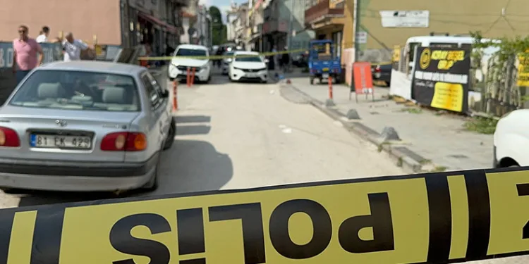 Düzce’de silahla sırtından vuruldu