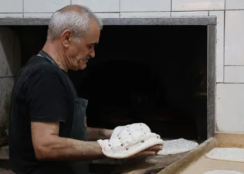 60 derecede ‘Ekmek’ parası mesaisi