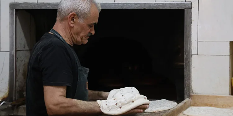 60 derecede ‘Ekmek’ parası mesaisi
