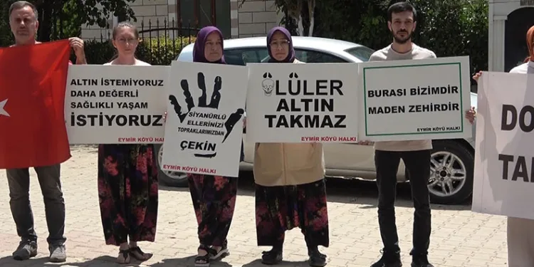 Bursa’da köylülerden altın madenine karşı pankartlı eylem