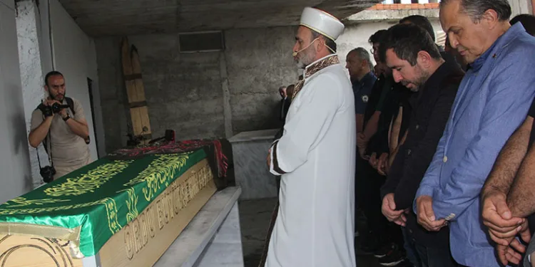 Ordu’da sele kapılan yaşlı kadın toprağa verildi