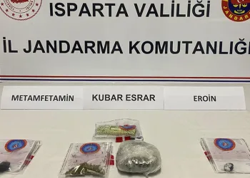 Isparta’da araçta uyuşturucu ele geçirildi