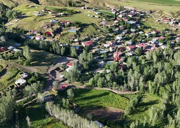 Aksaray’da mısır tarlasında küçük çaplı obruk oluştu