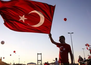Siyasilerden ’15 Temmuz’ mesajları