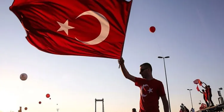 Siyasilerden ’15 Temmuz’ mesajları