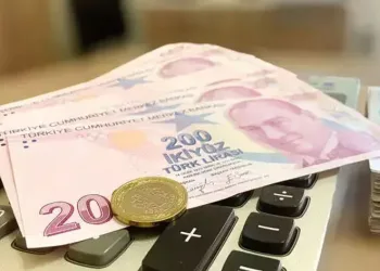 En düşük emekli maaşı 12 bin 500 lira oldu