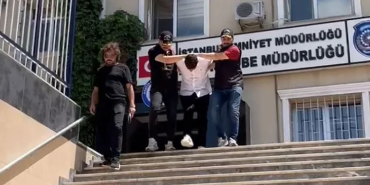 İstanbul’da çocukluk arkadaşını öldüren katil zanlısı yakalandı