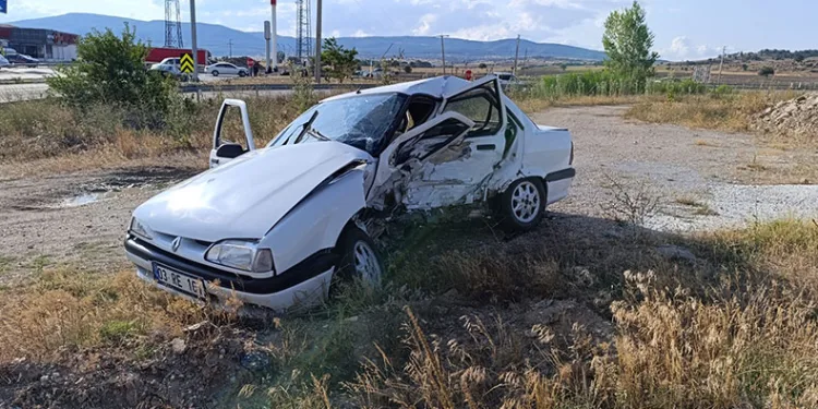 İki otomobilin çarpıştığı kazada 7 kişi yaralandı