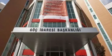 “Milyonlarca yabancı yasal hakka sahip”