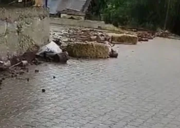 Seben’de dereler taştı