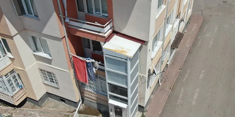 22 yıl sonra seyahat özgürlüğüne kavuştu
