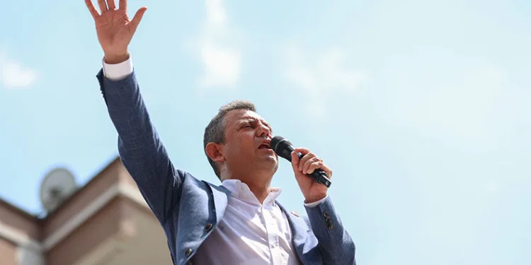 “Canlarımızı katliamdan kurtardı”