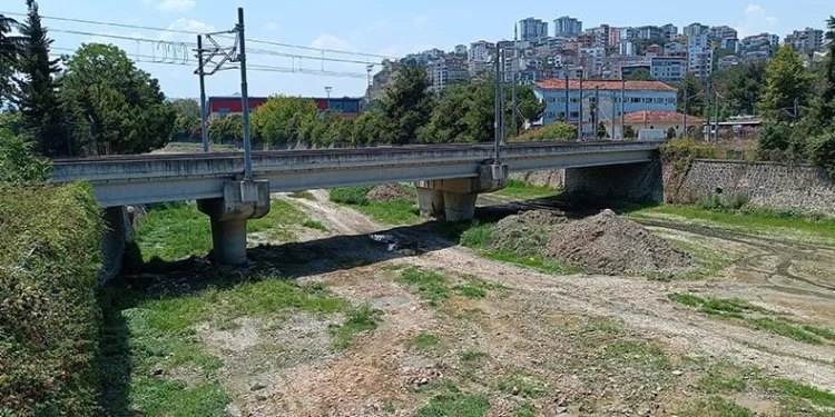 Samsun’da kuraklık: Kürtün Çayı artık akmıyor