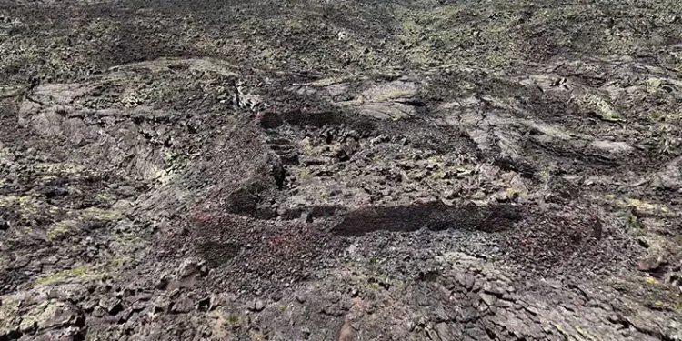 Sönmüş lavların arasında, gizemini koruyor
