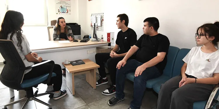 Osmangazi’den üniversite tercihi yapacak gençlere destek