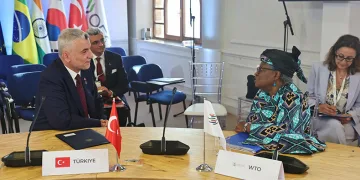 Bakan Bolat, Dünya Ticaret Örgütü Genel Direktörü Okonjo-Iweala ile görüştü