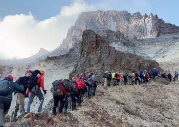 “Erciyes’imizin muhteşem zirvesi dağcılarımızı cezbediyor”