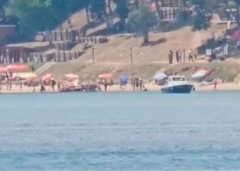 Sinop’ta tekne alabora oldu