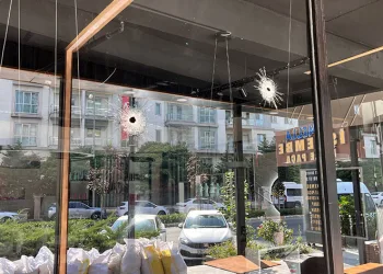 Güzellik salonuna silahlı saldırı