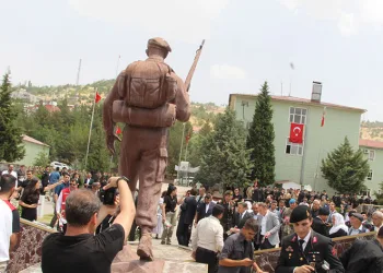 Şırnak’ta darbenin 8. yılı çeşitli etkinlikler anıldı