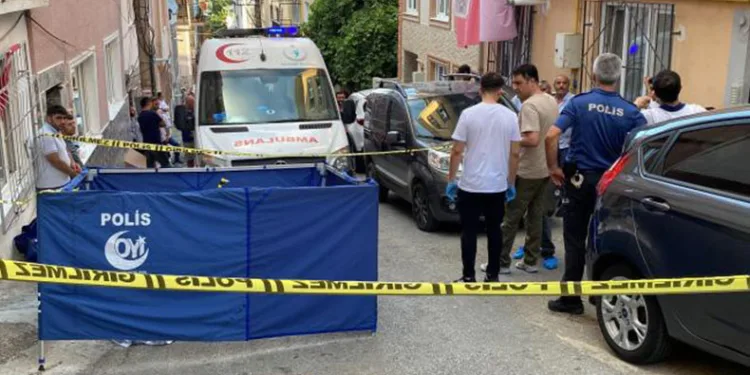 Anten tamiri için çıktığı çatıdan düşerek hayatını kaybetti