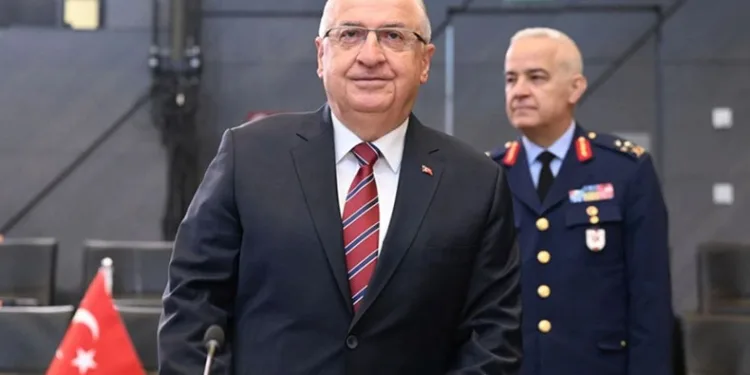 “Yunan Bakanı gezi için bekliyoruz”