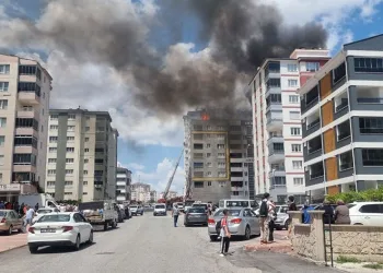 Alevler arasında korku dolu anlar