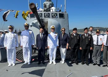 ‘TCG Fırtına’ Gemisi ziyarete açıldı