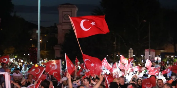İnegöl 15 Temmuz’un yıl dönümünde yine meydanlarda