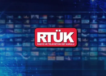 “Gençlerimizi medya aracılığıyla hedef alıyorlar”