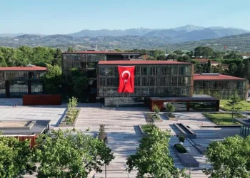 4 Ayrı Alanda 6 Personel Alacak