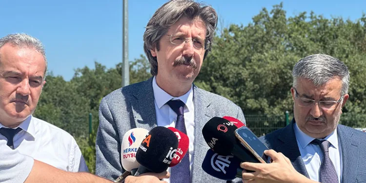 Rektör Yılmaz, yangının bilançosunu açıkladı