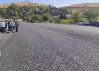 Yola dökülen mıcır kazaya neden oldu: 1 yaralı