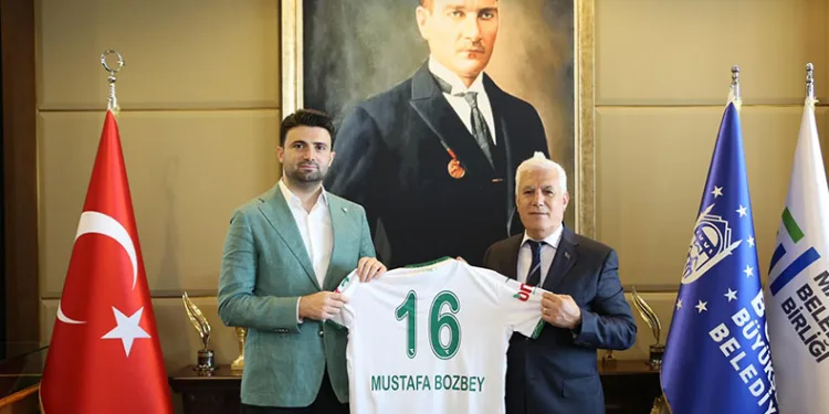 “Hayalini kurduğumuz Bursaspor’u sahada göreceğiz”