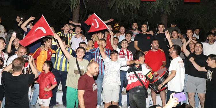 Eyüpsultan’da çeyrek final sevinci