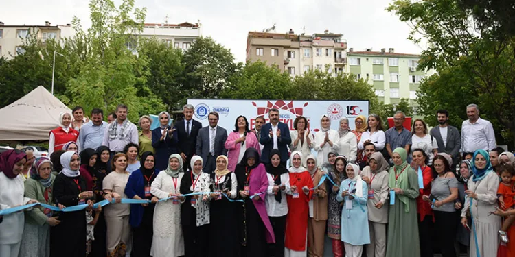 4. Geleneksel ‘El Emekleri Festivali’ göz kamaştırdı