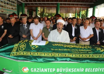 CHP Nizip İlçe Başkanı Bozfırat, son yolculuğuna uğurlandı