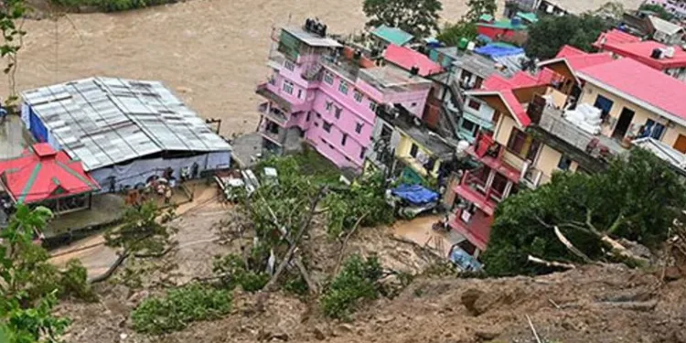Hindistan’da heyelan faciası: 36 ölü