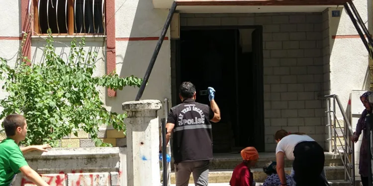 19 yaşındaki genç yatağında ölü bulundu