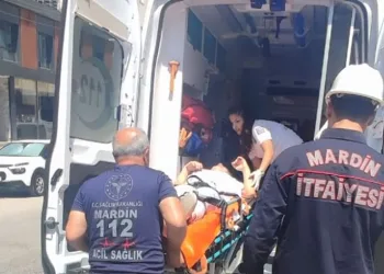 Mardin’de asansörün düşmesi sonucu 3 kişi yaralandı