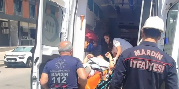 Mardin’de asansörün düşmesi sonucu 3 kişi yaralandı