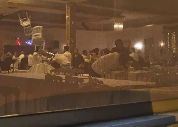 Düğünde kavga: Sandalyeler havada uçuştu